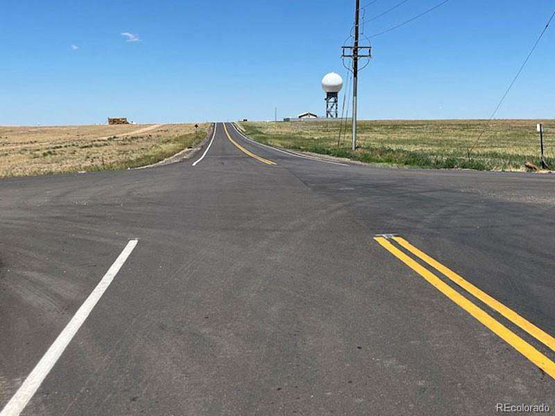 374 Acres of Land for Sale in Watkins, Colorado
