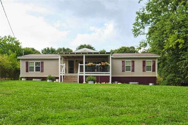 2.34 Acres of Land with Home for Sale in Kingston, Georgia