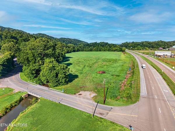 27 Acres of Agricultural & Residential Land for Sale in Kingsport, Tennessee