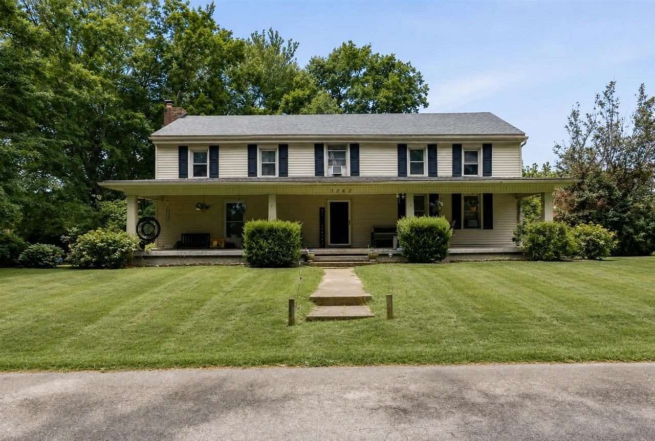 2 Acres of Land with Home for Sale in Glasgow, Kentucky