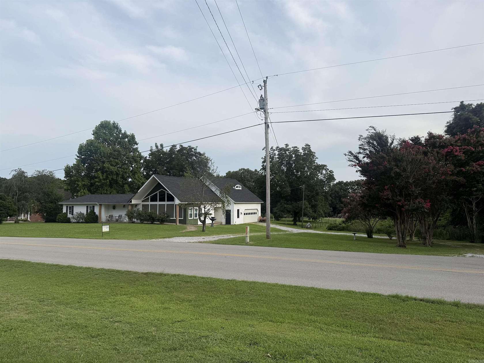 1.58 Acres of Land with Home for Sale in Paragould, Arkansas