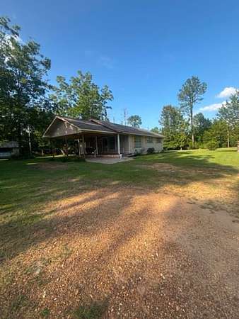 1.5 Acres of Land with Home for Sale in Wesson, Mississippi