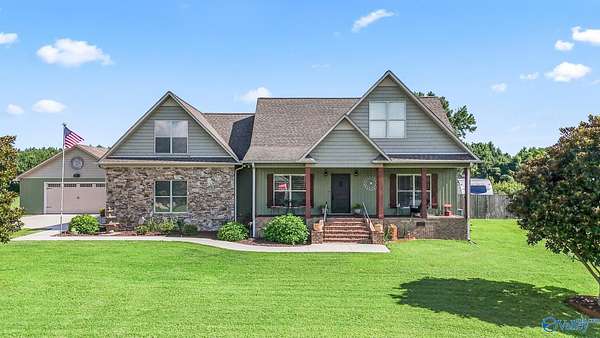 1.5 Acres of Land with Home for Sale in Grant, Alabama