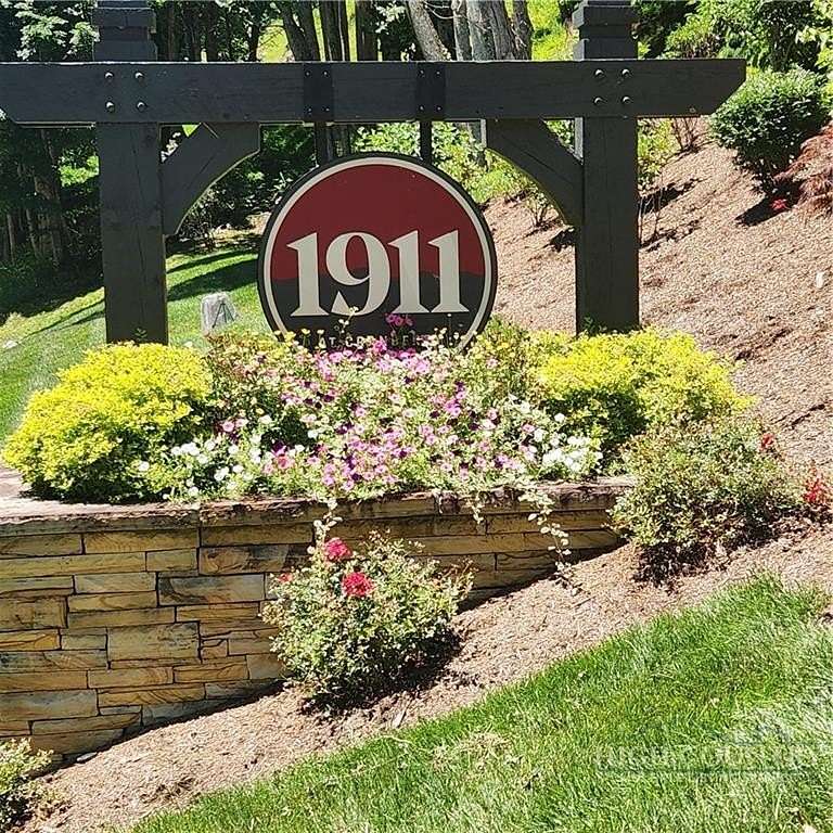 1.39 Acres of Residential Land for Sale in Elk Park, North Carolina