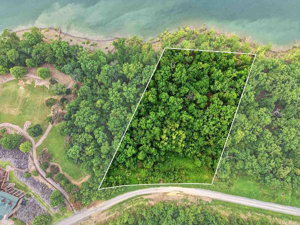 1.1 Acres of Residential Land for Sale in Bee Branch, Arkansas