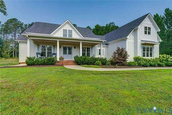 2 Acres of Land with Home for Sale in Goochland, Virginia