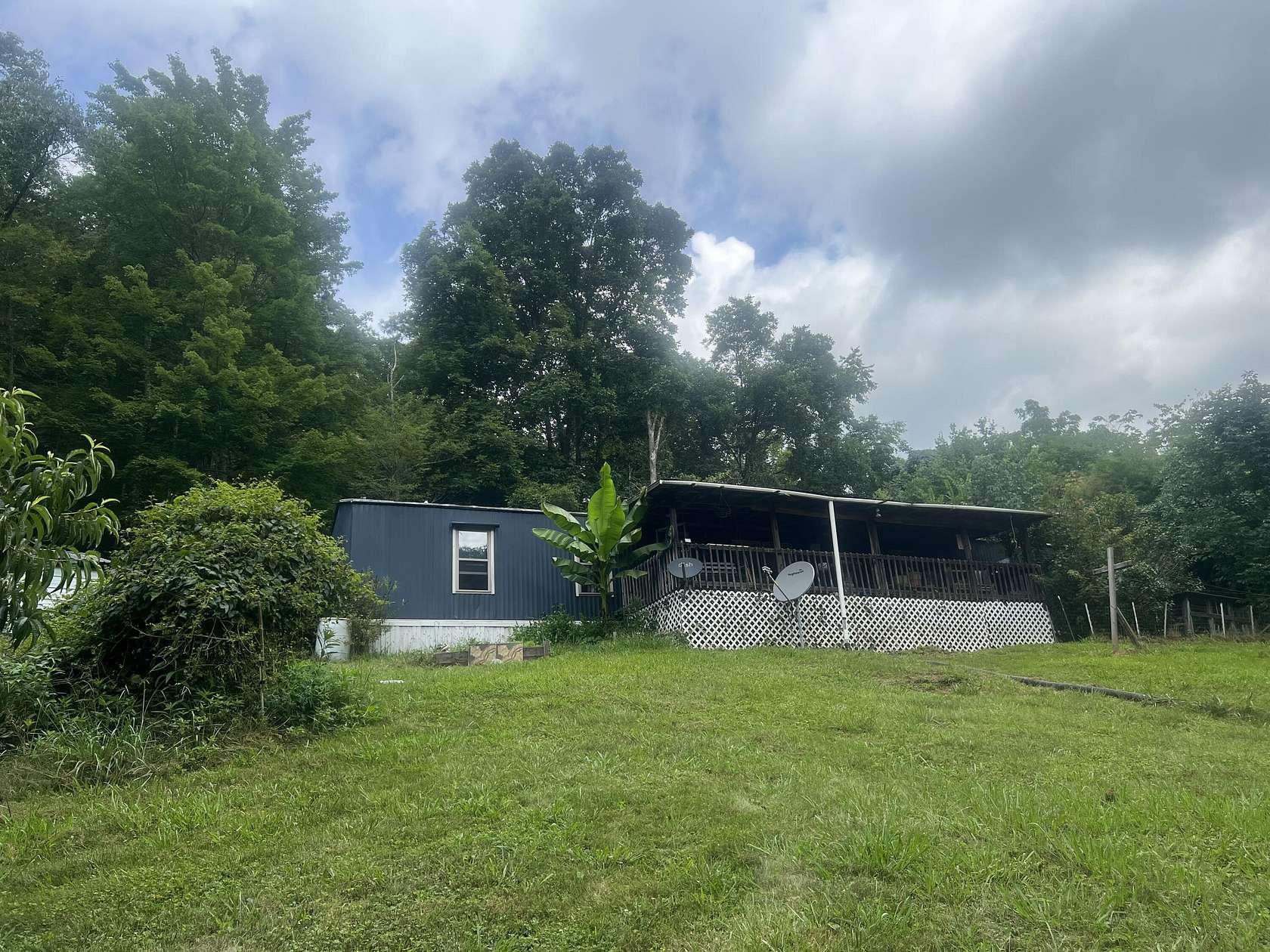 6 Acres of Land with Home for Sale in Sandstone, West Virginia