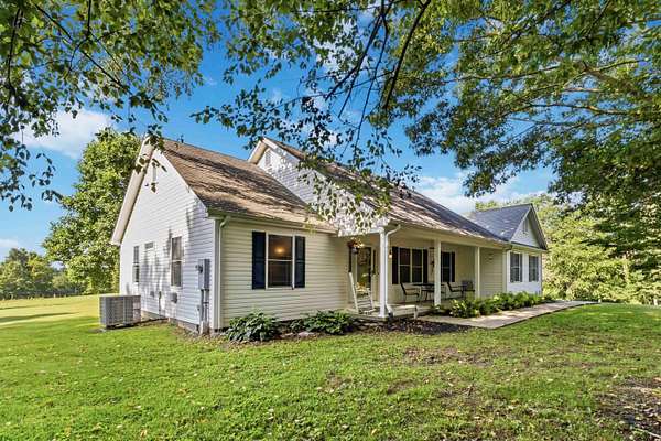 13.8 Acres of Land with Home for Sale in Waynesburg, Kentucky