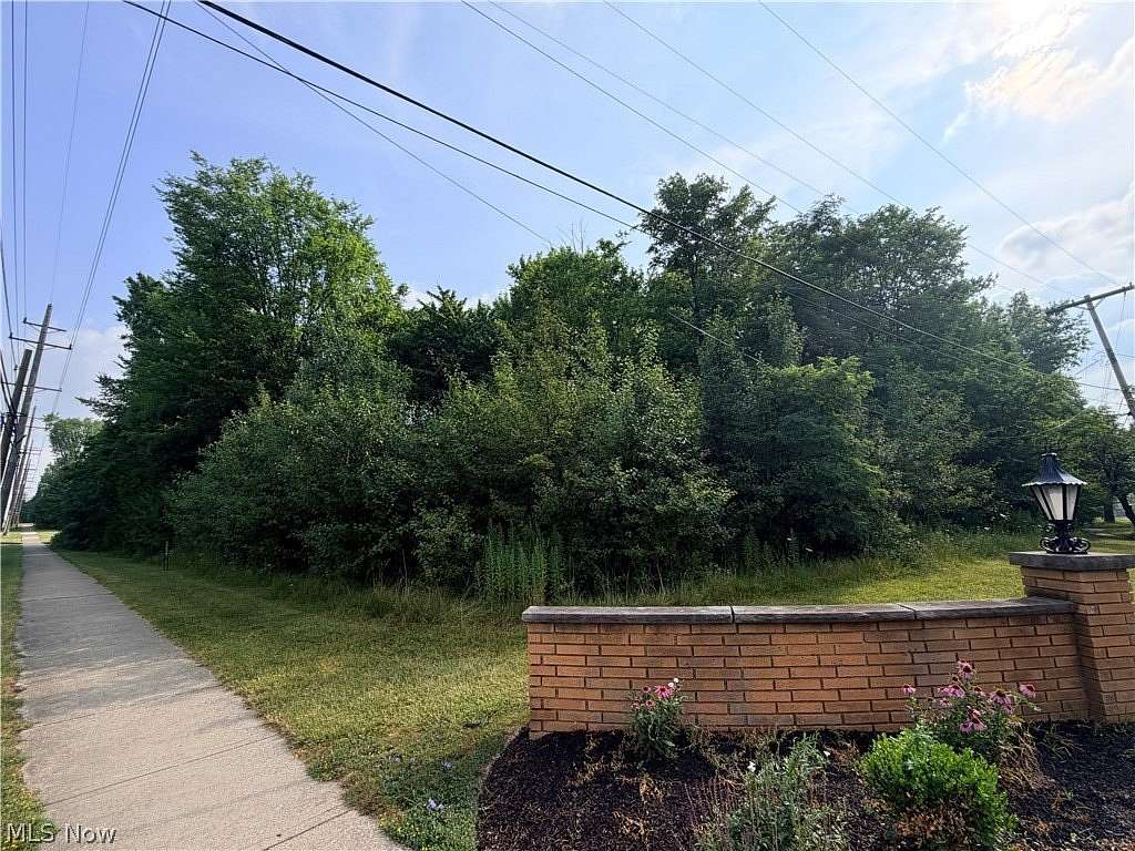 0.46 Acres of Residential Land for Sale in Brecksville, Ohio