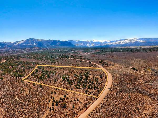 10 Acres of Residential Land for Sale in Fort Garland, Colorado