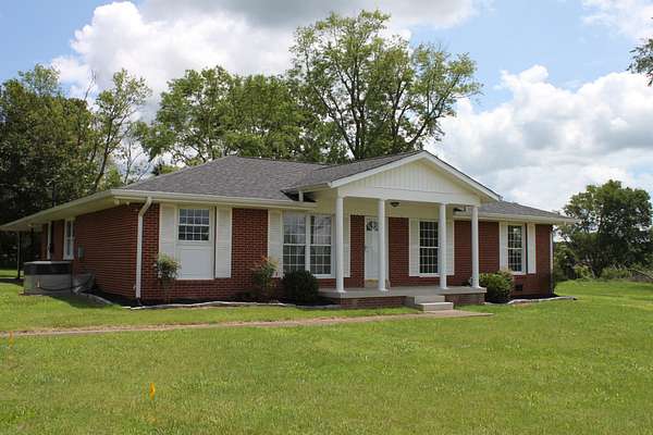 1.8 Acres of Land with Home for Sale in Lebanon, Tennessee