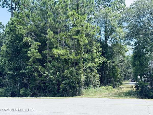 2.15 Acres of Residential Land for Sale in Ocean Springs, Mississippi