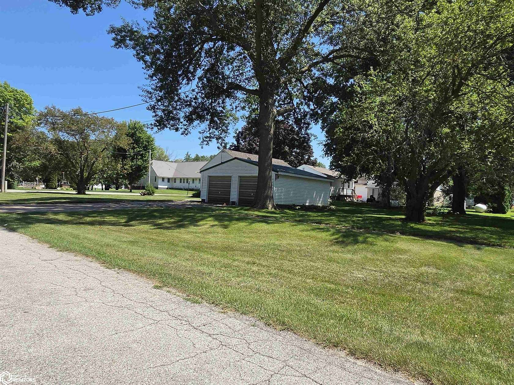 0.14 Acres of Land for Sale in Lincoln, Iowa
