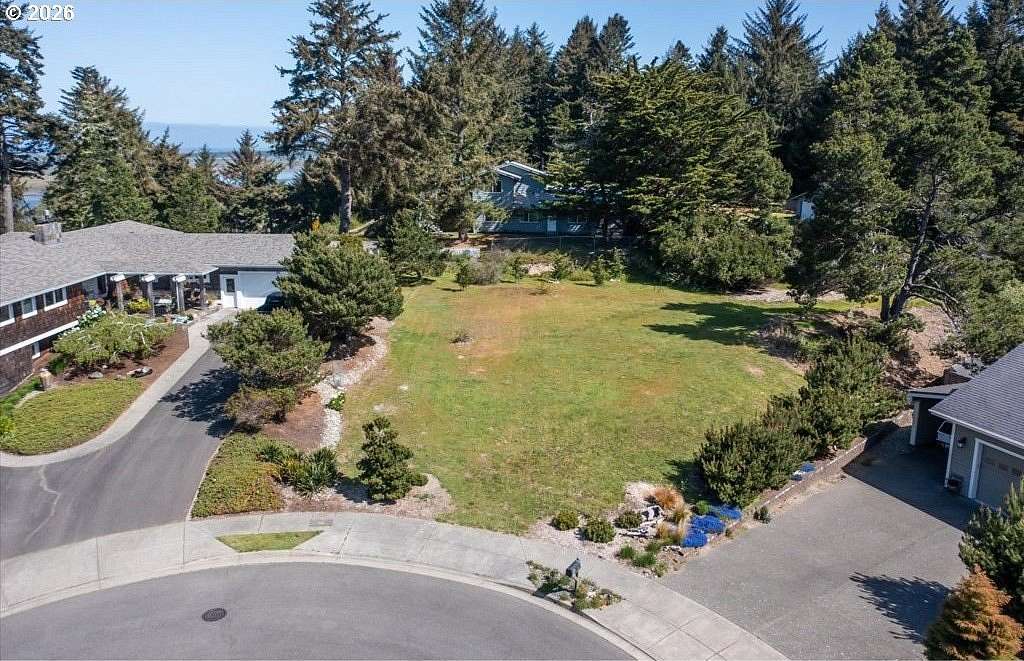 0.39 Acres of Residential Land for Sale in Bandon, Oregon