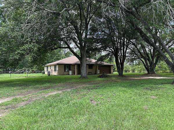 4 Acres of Land with Home for Sale in Washington, Texas