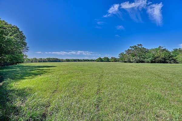 20 Acres of Land for Sale in Groesbeck, Texas