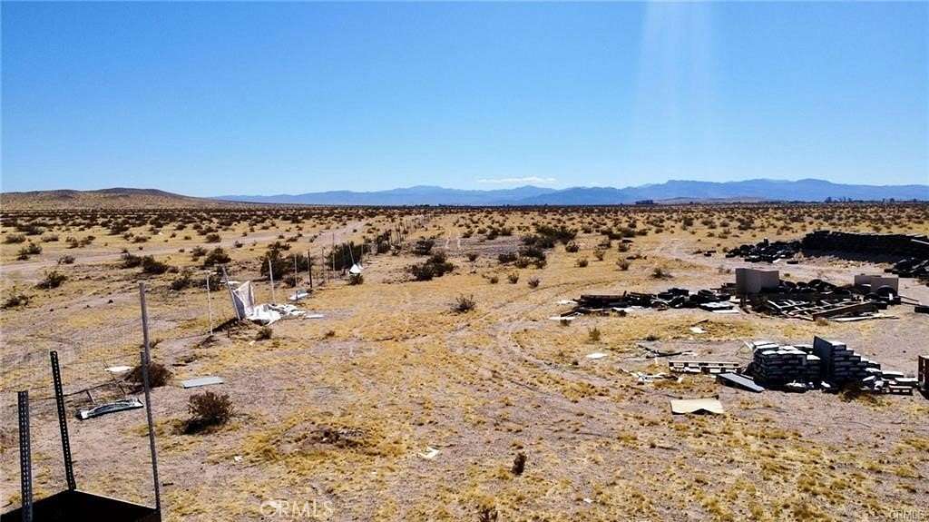 28.9 Acres of Land for Sale in Newberry Springs, California