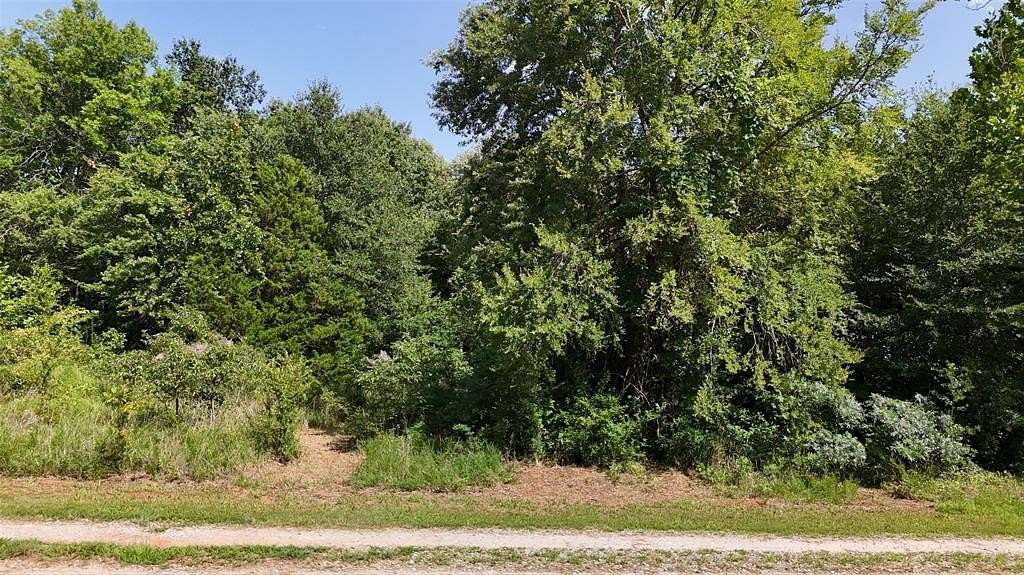 1 Acre of Residential Land for Sale in Checotah, Oklahoma