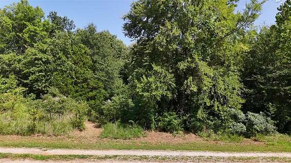 1 Acre of Residential Land for Sale in Checotah, Oklahoma