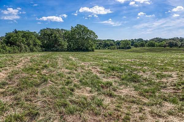 8 Acres of Residential Land for Sale in Brenham, Texas