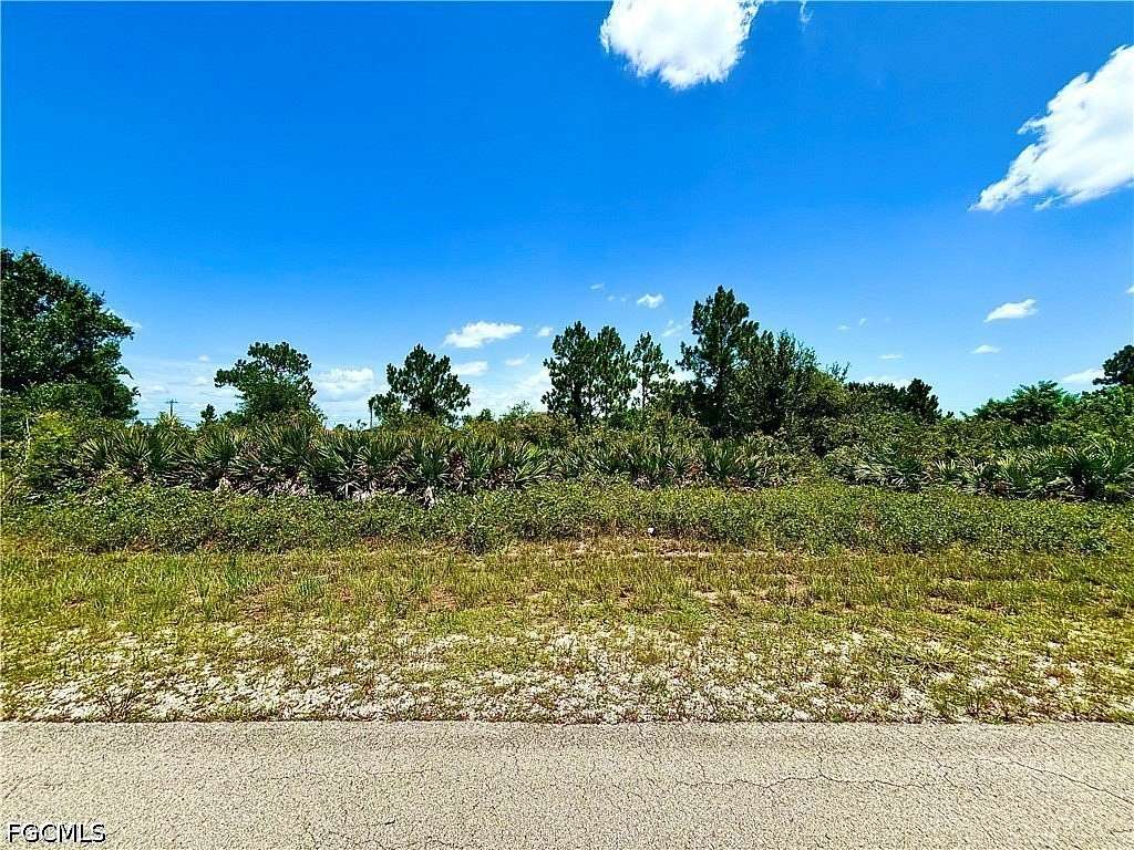 0.25 Acres of Residential Land for Sale in Lehigh Acres, Florida