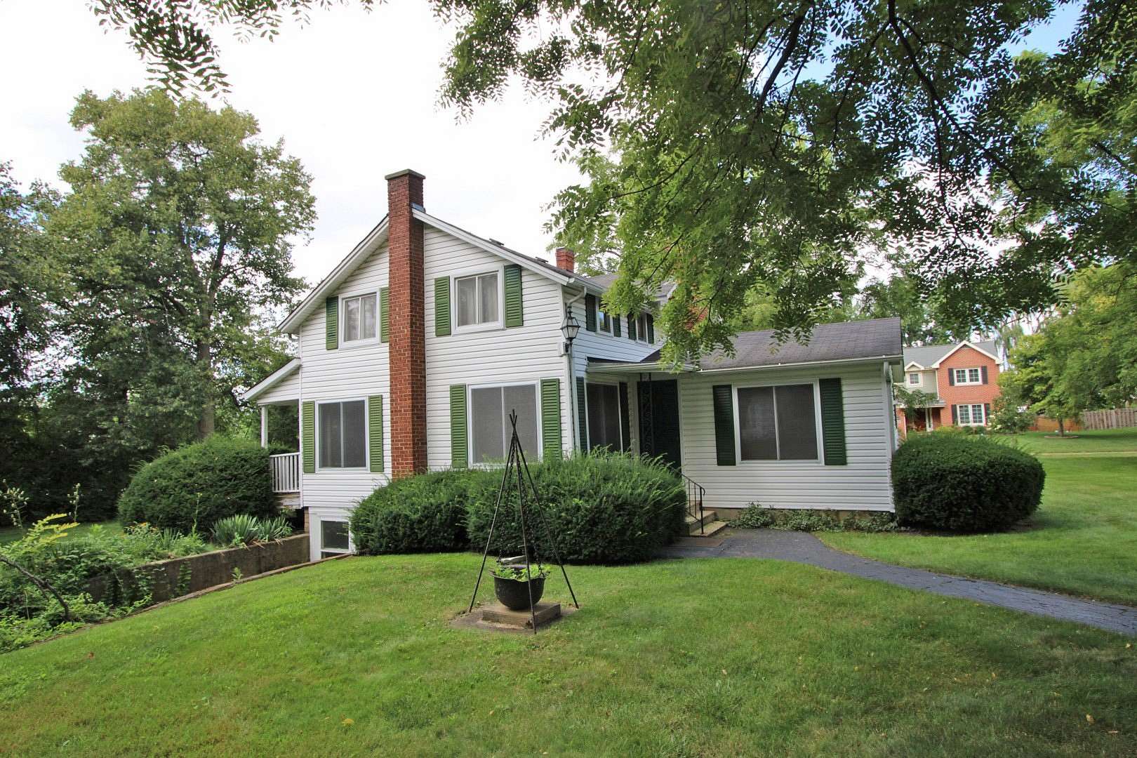 3 Acres of Land with Home for Sale in Lake Zurich, Illinois