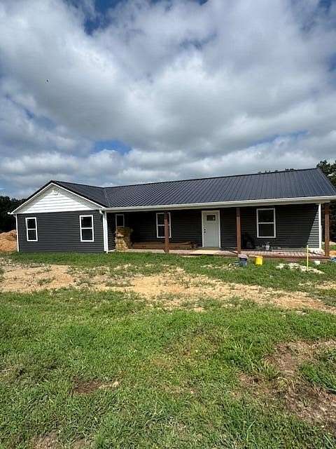 20 Acres of Recreational Land with Home for Sale in Irvine, Kentucky