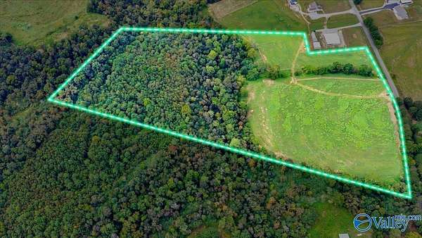 22 Acres of Recreational & Residential Land for Sale in Boaz, Alabama