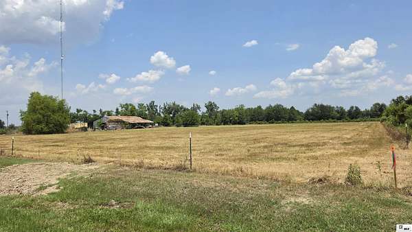 6.6 Acres of Residential Land for Sale in Rayville, Louisiana