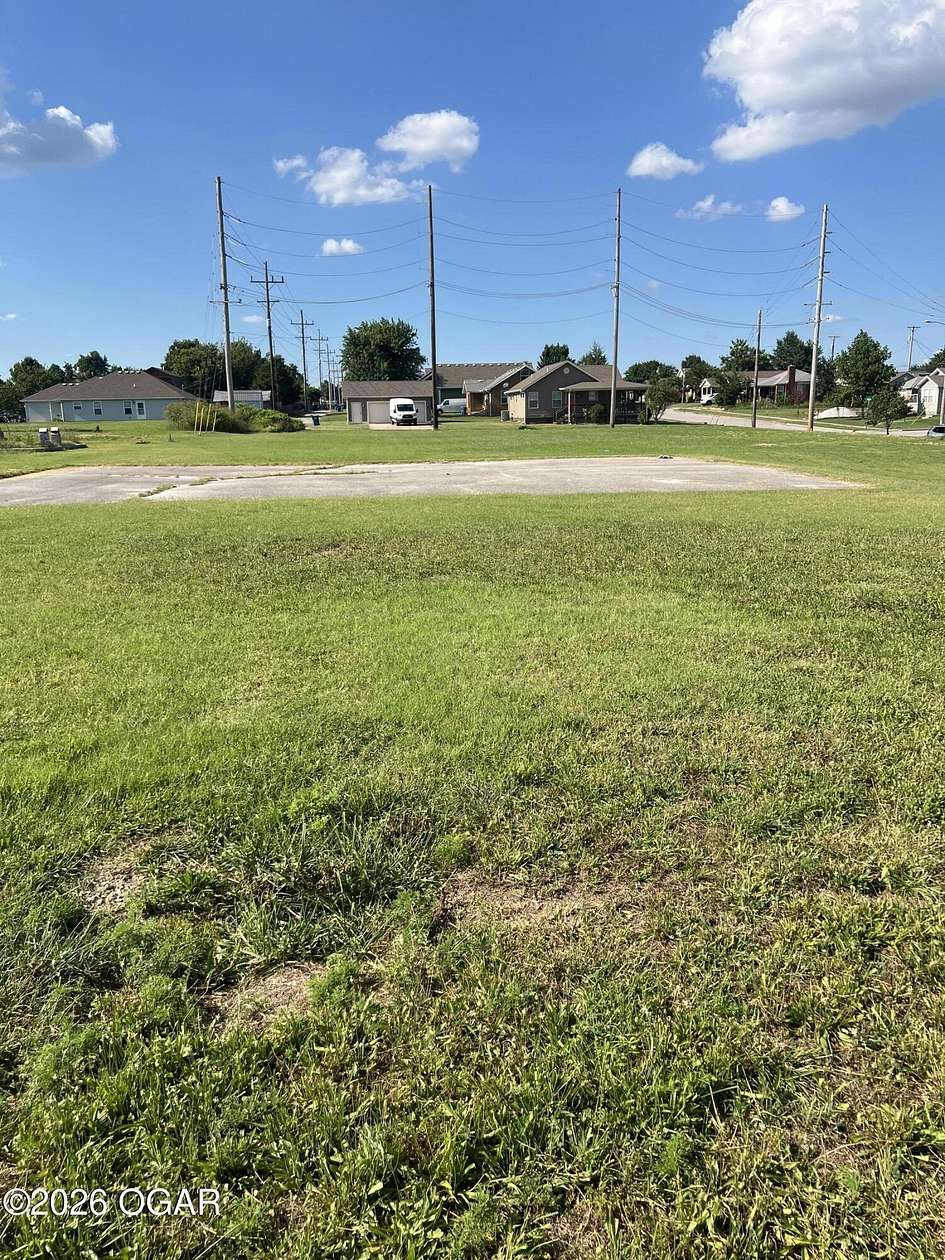 1 Acre of Land for Sale in Joplin, Missouri