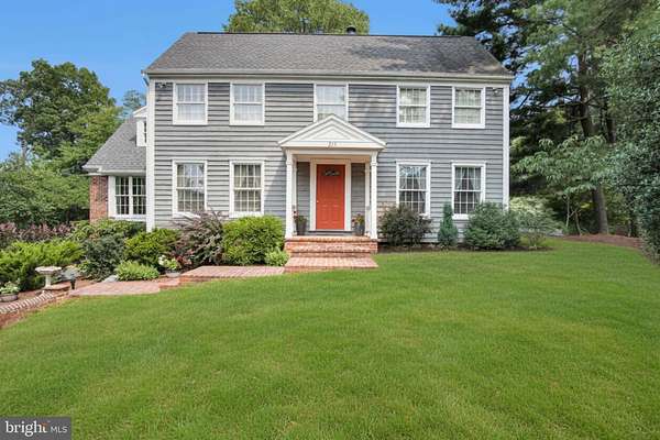 2.5 Acres of Land with Home for Sale in Mechanicsburg, Pennsylvania