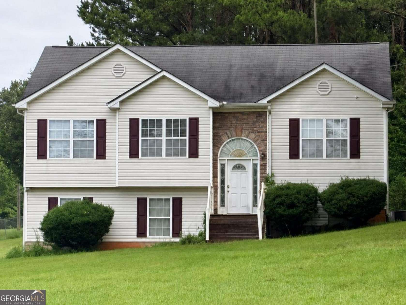 1.54 Acres of Land with Home for Sale in Jackson, Georgia