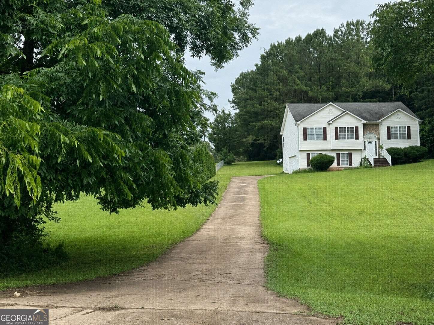 1.54 Acres of Land with Home for Sale in Jackson, Georgia