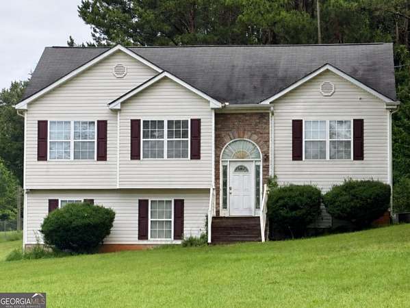 1.54 Acres of Land with Home for Sale in Jackson, Georgia