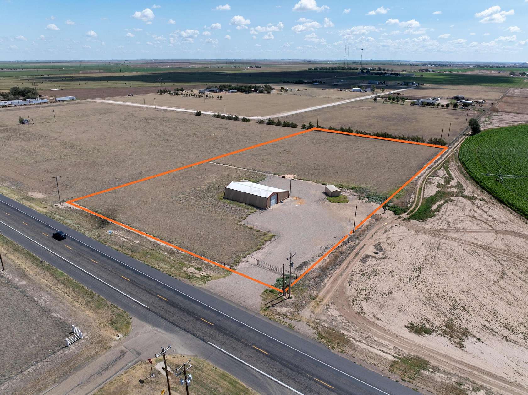 4 Acres of Commercial Land for Sale in Hereford, Texas