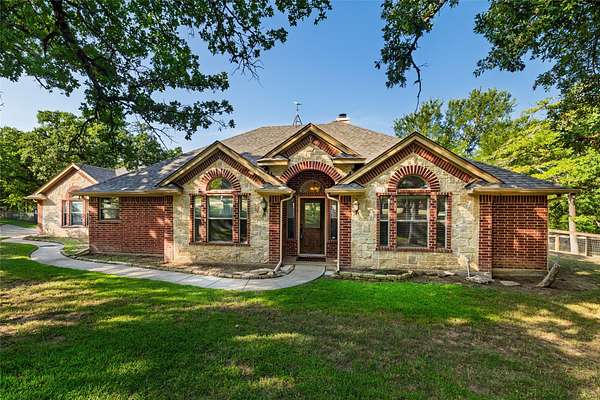 2 Acres of Land with Home for Sale in Weatherford, Texas