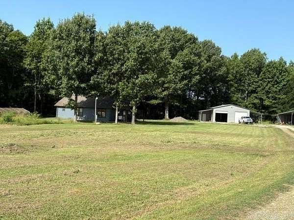 22 Acres of Recreational Land with Home for Sale in Hope, Arkansas