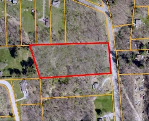 2.26 Acres of Residential Land for Sale in Economy, Pennsylvania