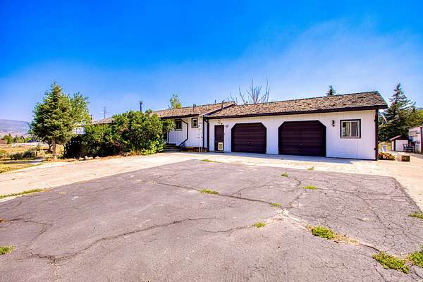 2.23 Acres of Land with Home for Sale in Park City, Utah