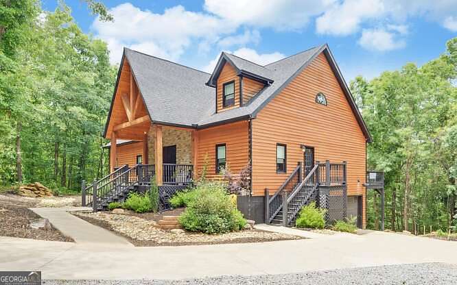 9.77 Acres of Land with Home for Sale in Hull, Georgia