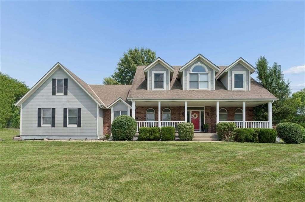 9.2 Acres of Land with Home for Sale in Raymore, Missouri