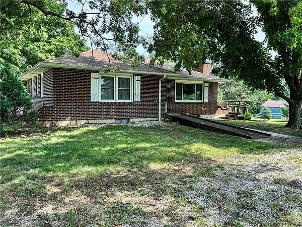 8.22 Acres of Land with Home for Sale in Spring Hill, Kansas