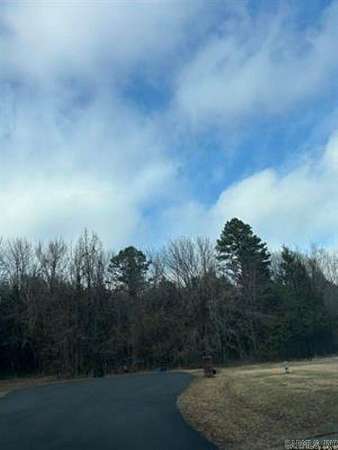 10.1 Acres of Land for Sale in Greenbrier, Arkansas