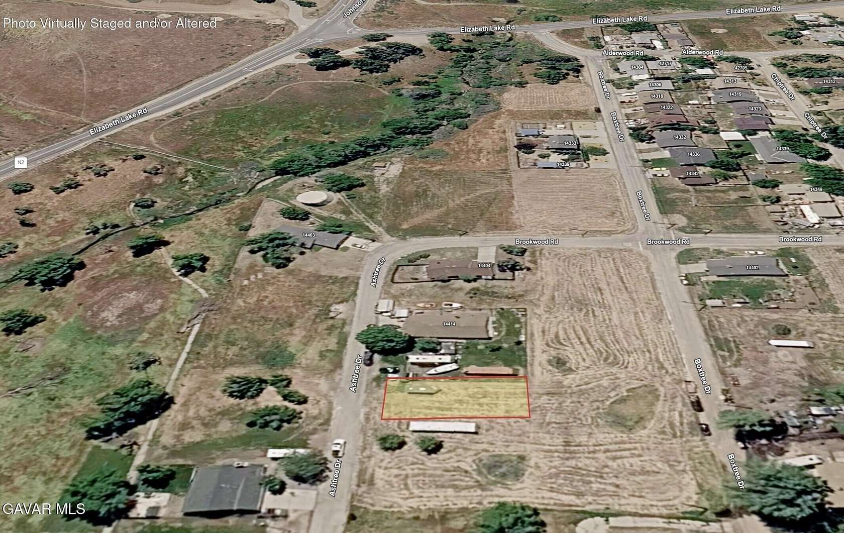 0.13 Acres of Residential Land for Sale in Lake Hughes, California