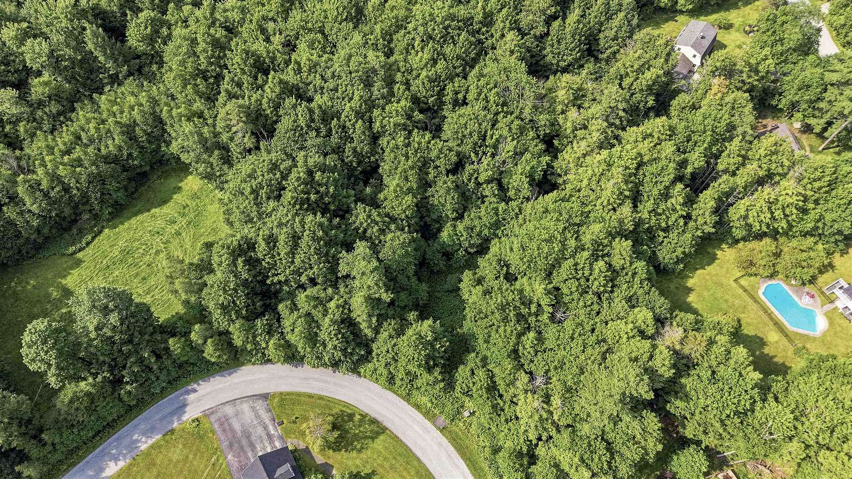 1.4 Acres of Residential Land for Sale in Rutland Town, Vermont