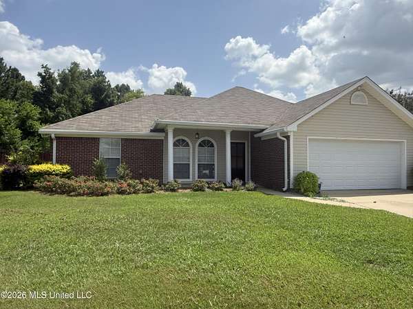 14 Acres of Land with Home for Sale in Brandon, Mississippi
