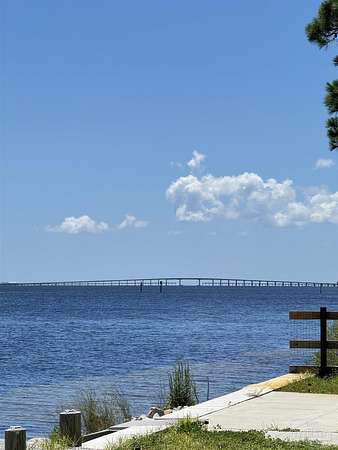 1.1 Acres of Residential Land for Sale in Gulf Breeze, Florida