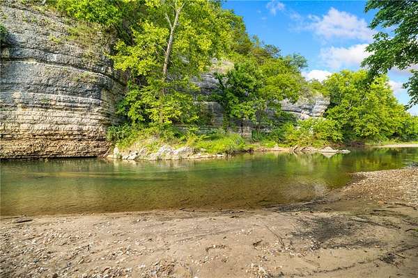 68 Acres of Land for Sale in Green Forest, Arkansas