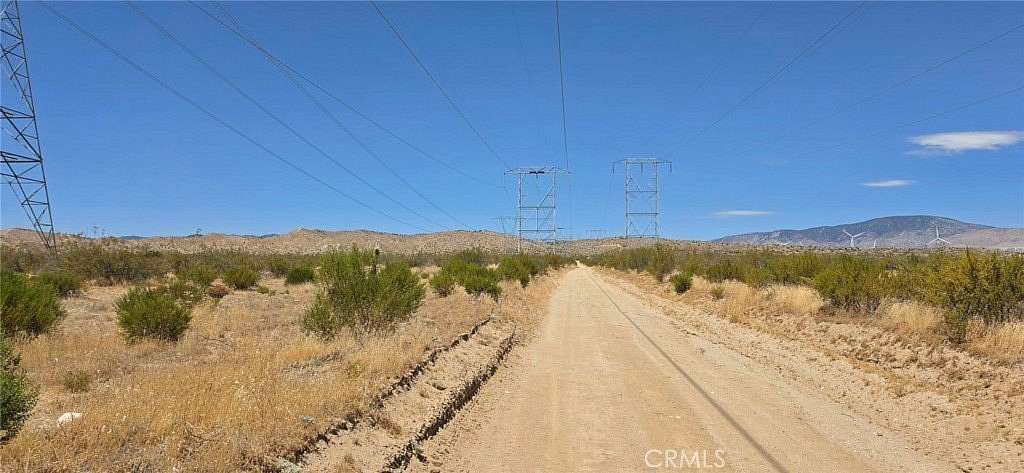 10 Acres of Land for Sale in Rosamond, California