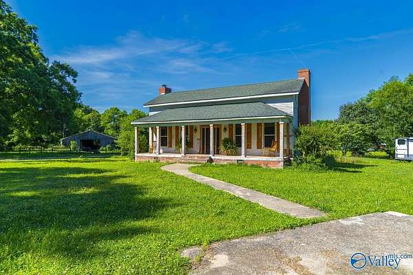 2 Acres of Land with Home for Sale in New Market, Alabama